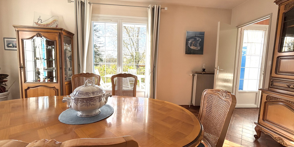 maison à GENISSAC (33420)