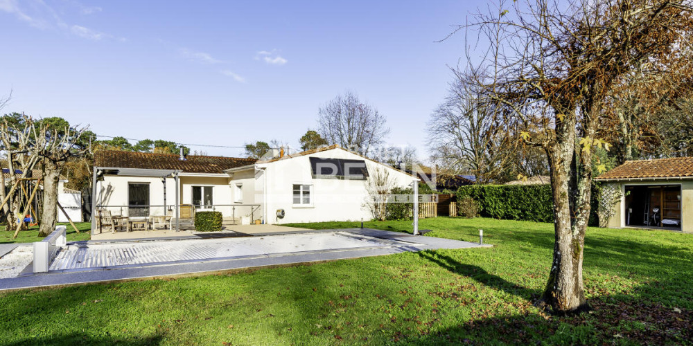 maison à LE PIAN MEDOC (33290)