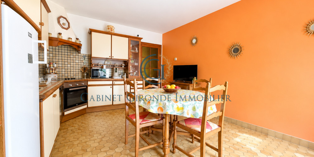 maison à ARVEYRES (33500)