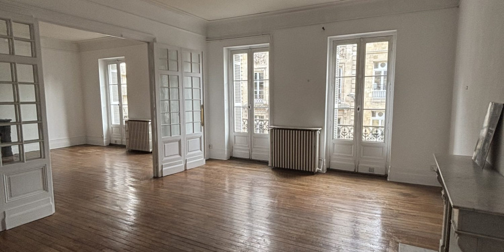 appartement à BORDEAUX (33000)