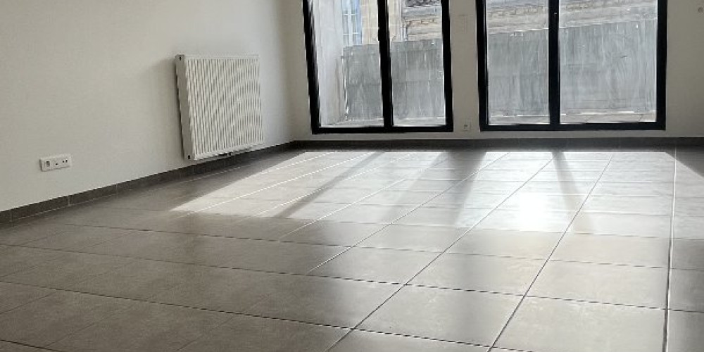 appartement à BORDEAUX (33100)