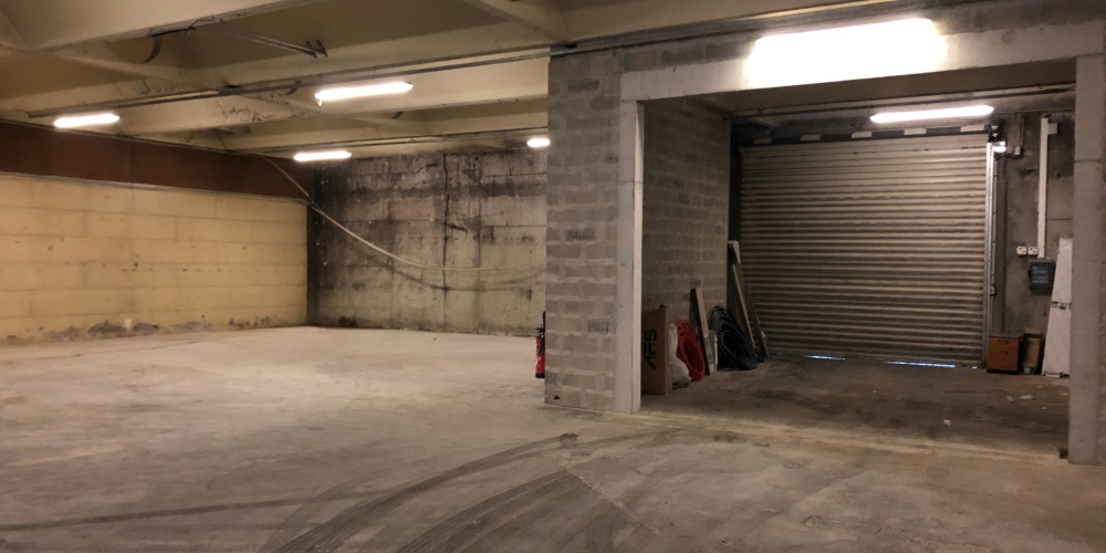 local industriel à ARTIGUES PRES BORDEAUX (33370)