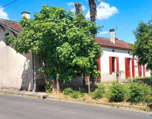 maison  ST PIERRE D AURILLAC