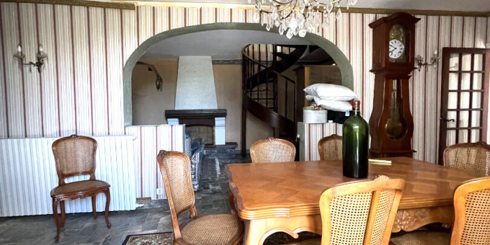 maison à ST PEY D ARMENS (33330)
