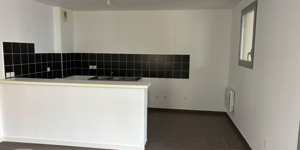appartement à BORDEAUX (33300)