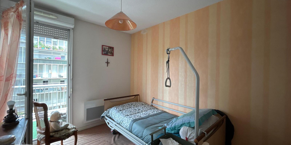 appartement à BORDEAUX (33800)