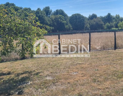 terrain  LE TAILLAN MEDOC