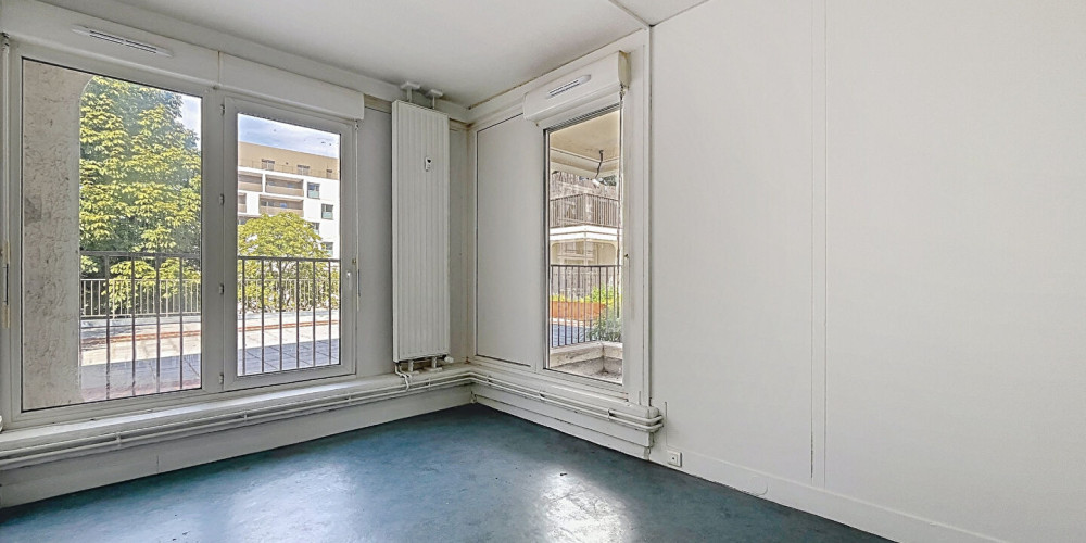 appartement à BORDEAUX (33300)