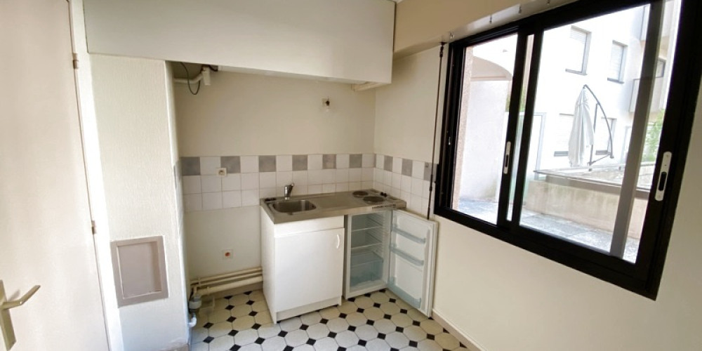 appartement à BORDEAUX (33000)