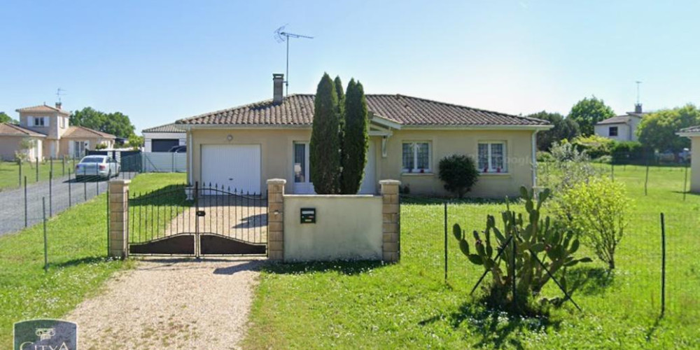 maison à ST MEDARD DE GUIZIERES (33230)