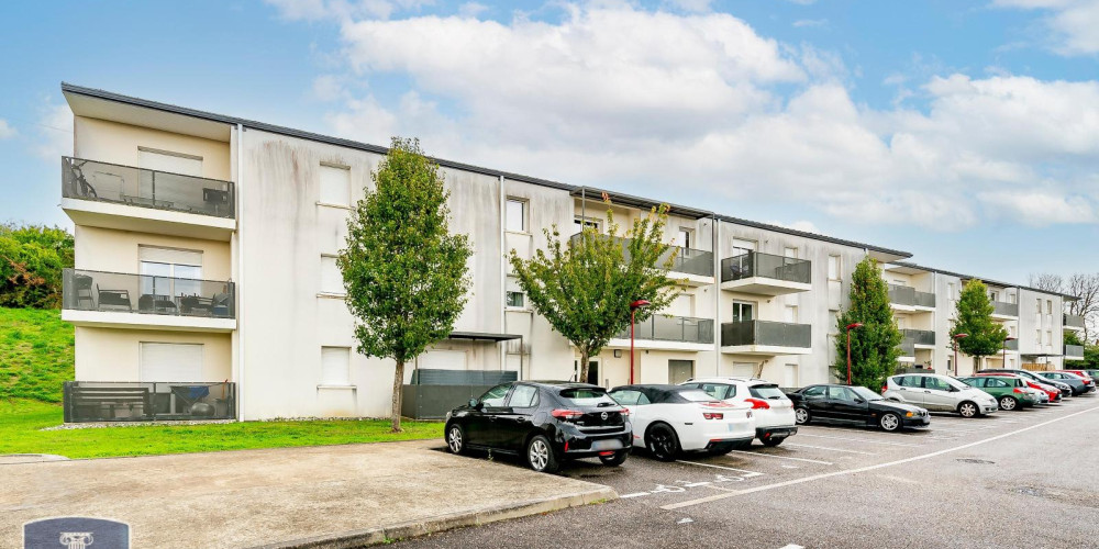 appartement à BASSENS (33530)