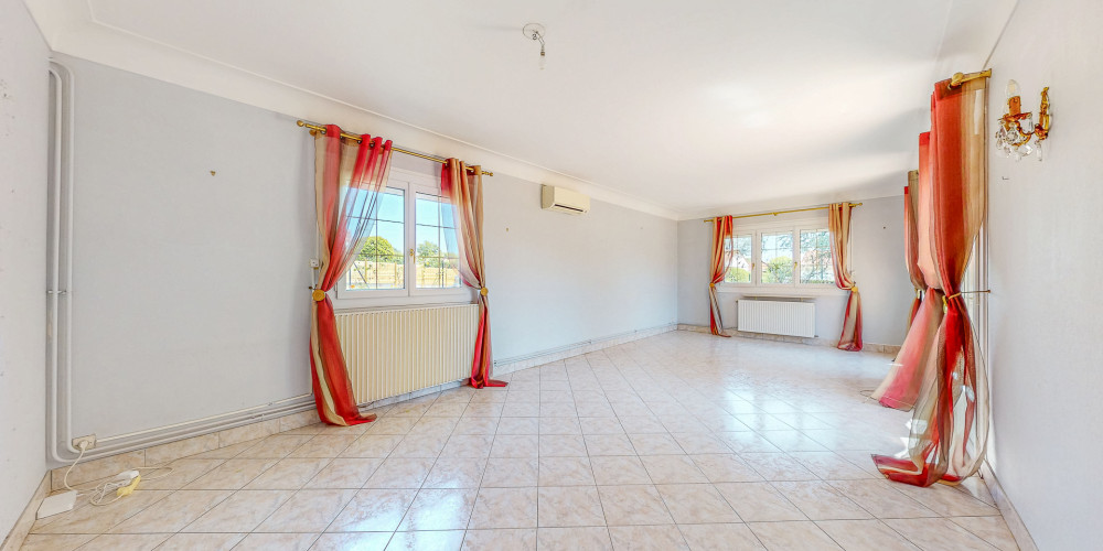 maison à STE EULALIE (33560)