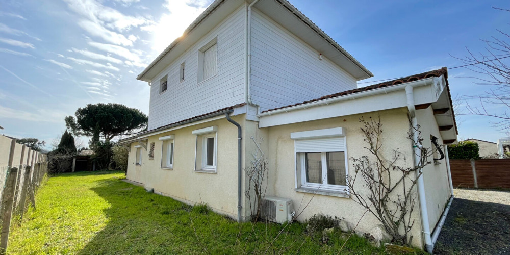 maison à ST MEDARD EN JALLES (33160)