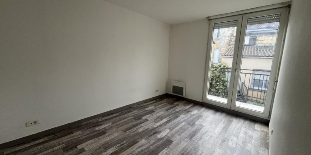 appartement à BORDEAUX (33800)