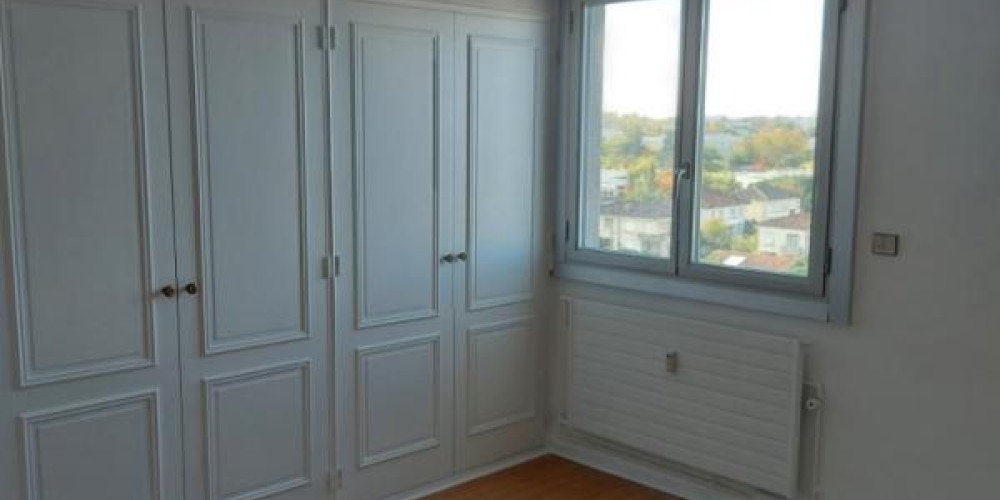 appartement à BORDEAUX (33200)