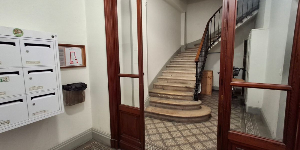 appartement à BORDEAUX (33000)