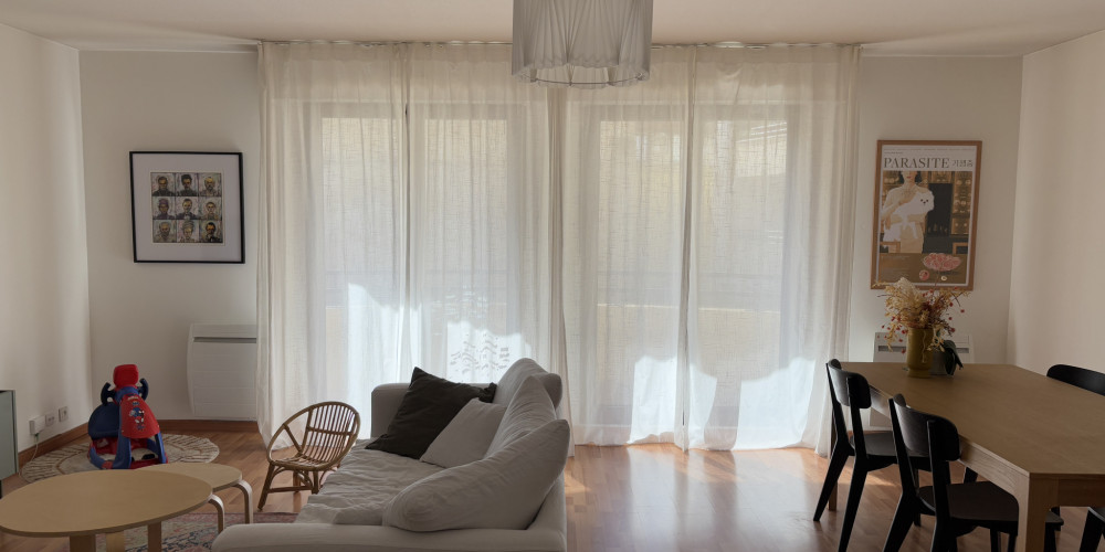 appartement à BORDEAUX (33300)