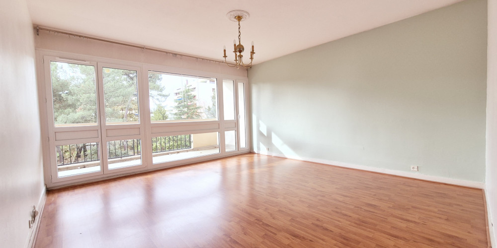 appartement à PESSAC (33600)