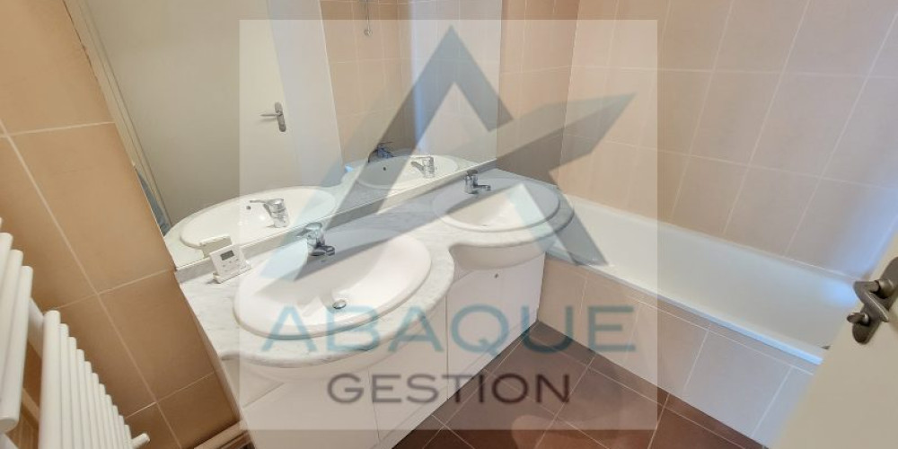 appartement à PESSAC (33600)