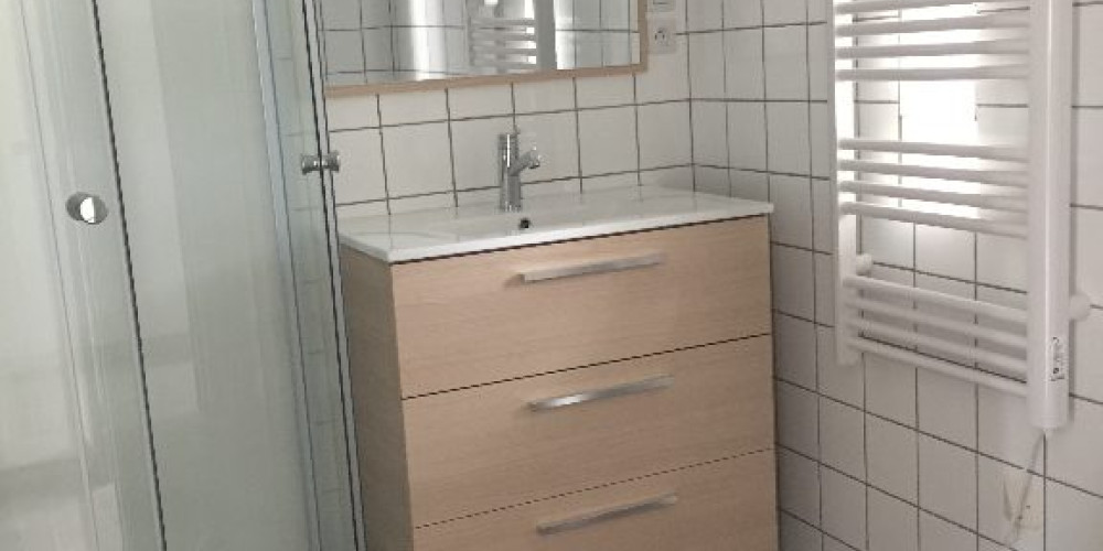 appartement à ST DENIS DE PILE (33910)