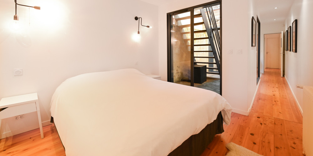 appartement à BORDEAUX (33000)