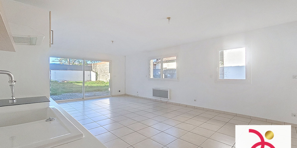 maison à CENON (33150)