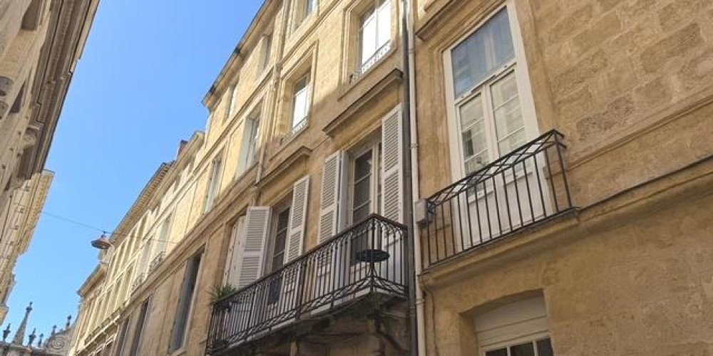 appartement à BORDEAUX (33000)