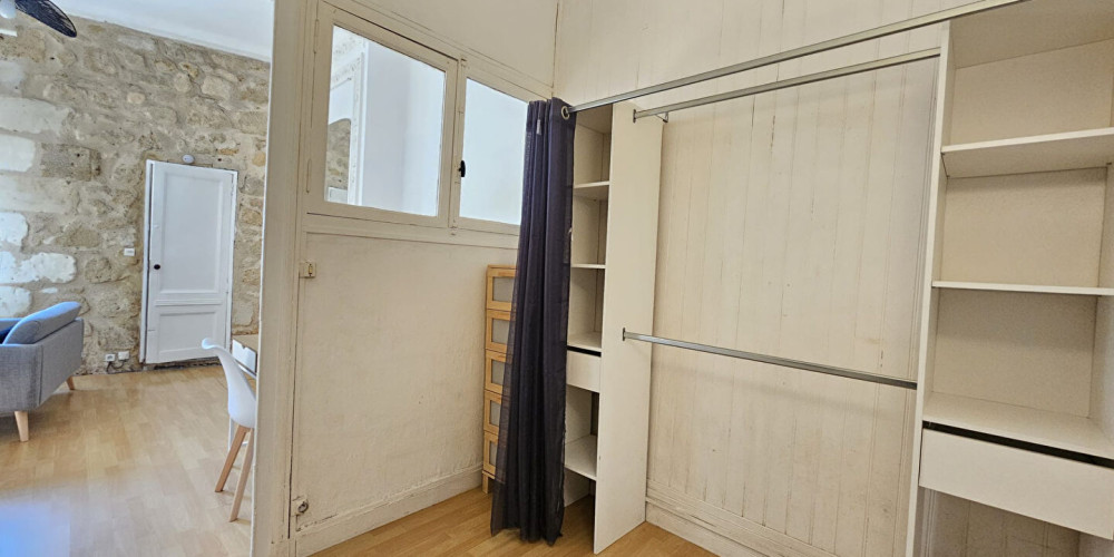 appartement à BORDEAUX (33800)