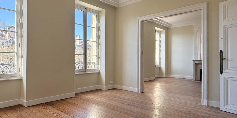 appartement à BORDEAUX (33000)