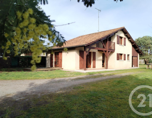 maison  ST PIERRE D AURILLAC