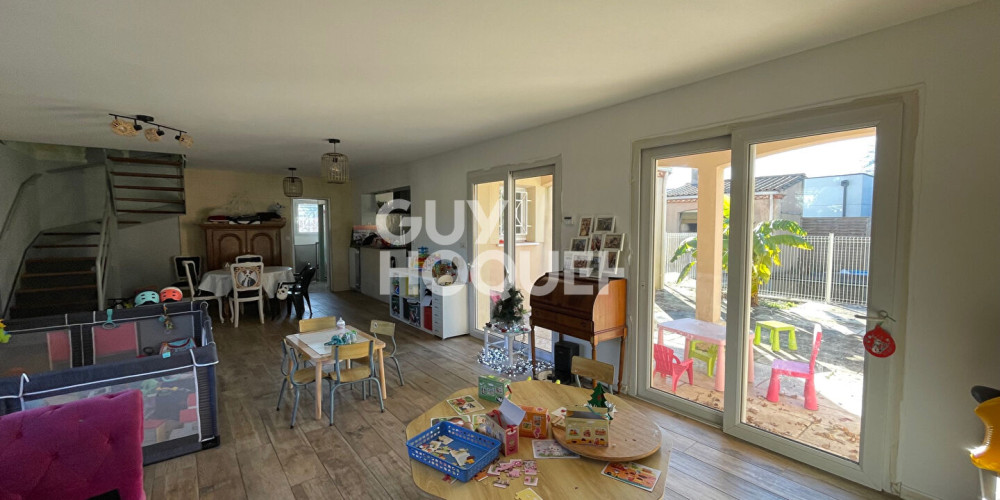 maison à VILLENAVE D ORNON (33140)