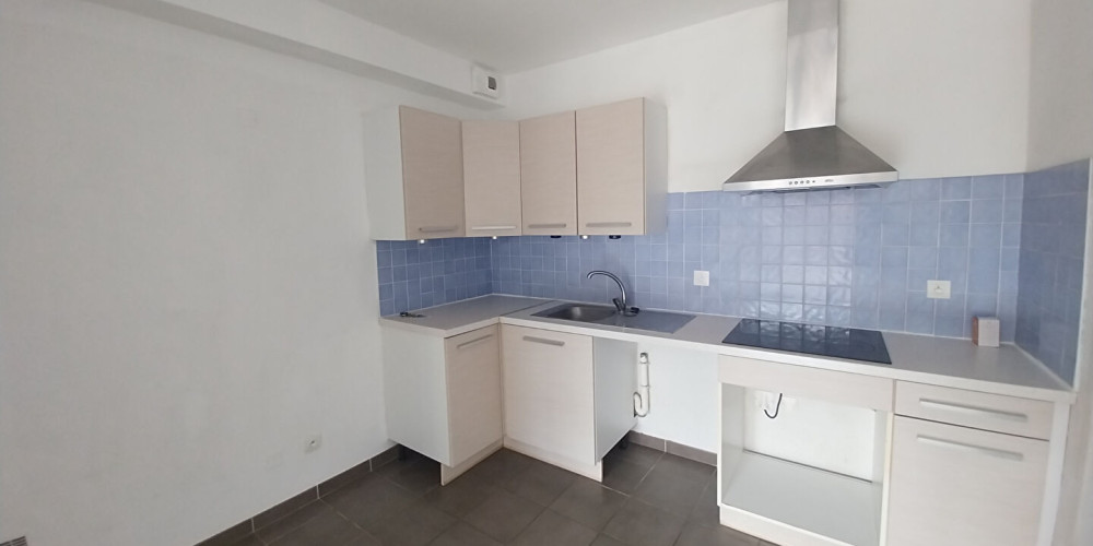appartement à PODENSAC (33720)