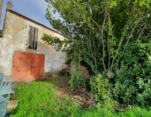maison  LAMOTHE LANDERRON