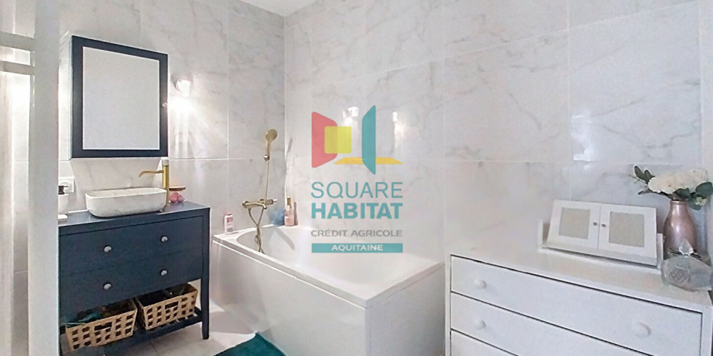 maison à MOULON (33420)