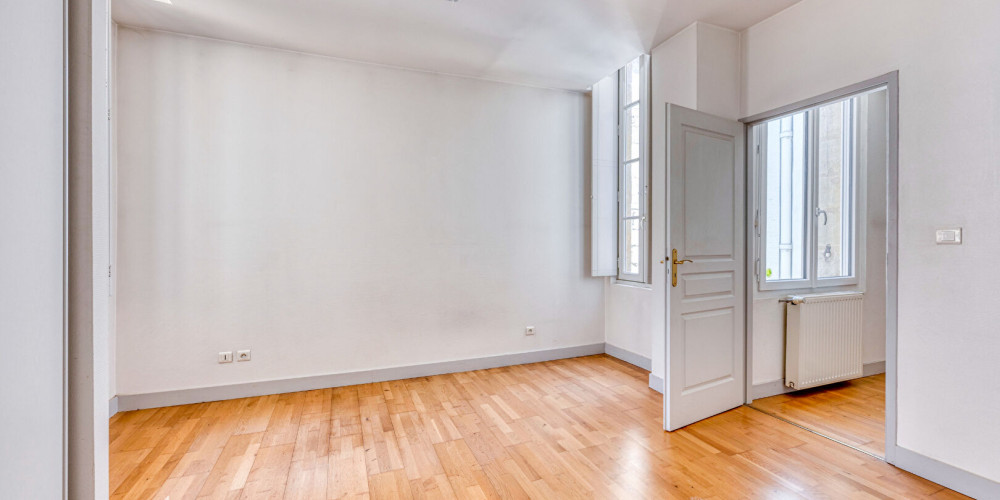 appartement à BORDEAUX (33000)