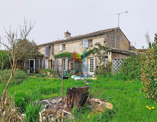 maison  MOULIETS ET VILLEMARTIN