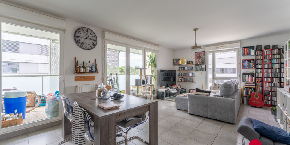 appartement à BORDEAUX (33300)