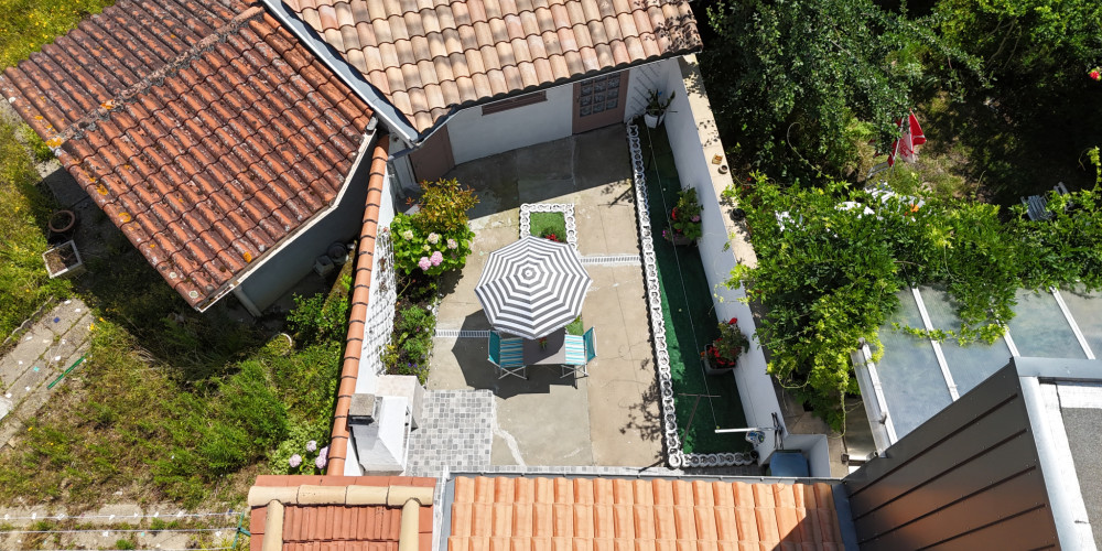 maison à BEGLES (33130)