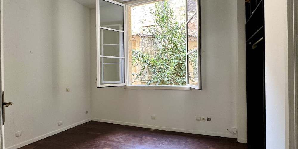 appartement à BORDEAUX (33000)