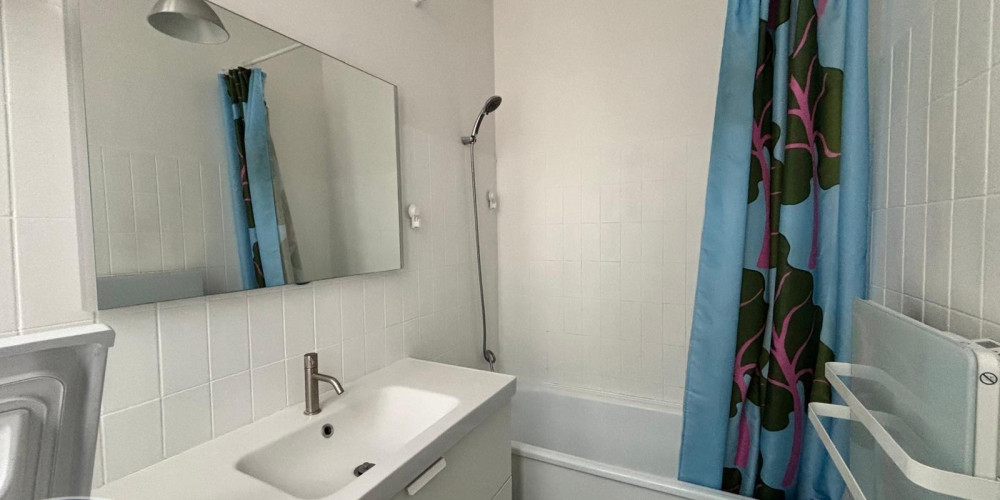 appartement à BORDEAUX (33800)