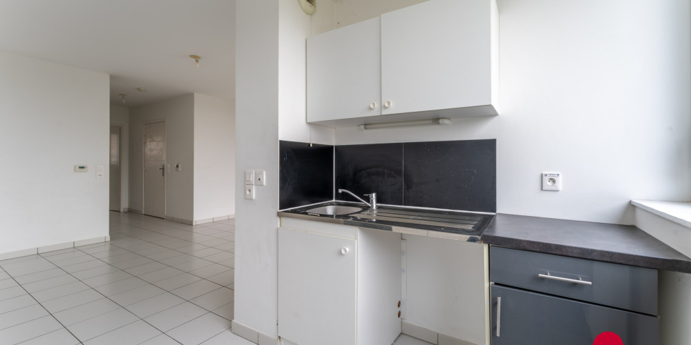 appartement à BORDEAUX (33300)