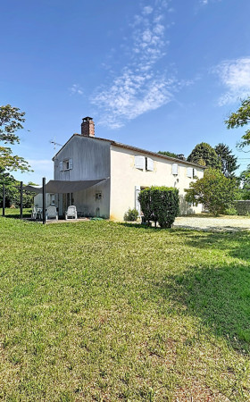 Maison  PUJOLS SUR CIRON