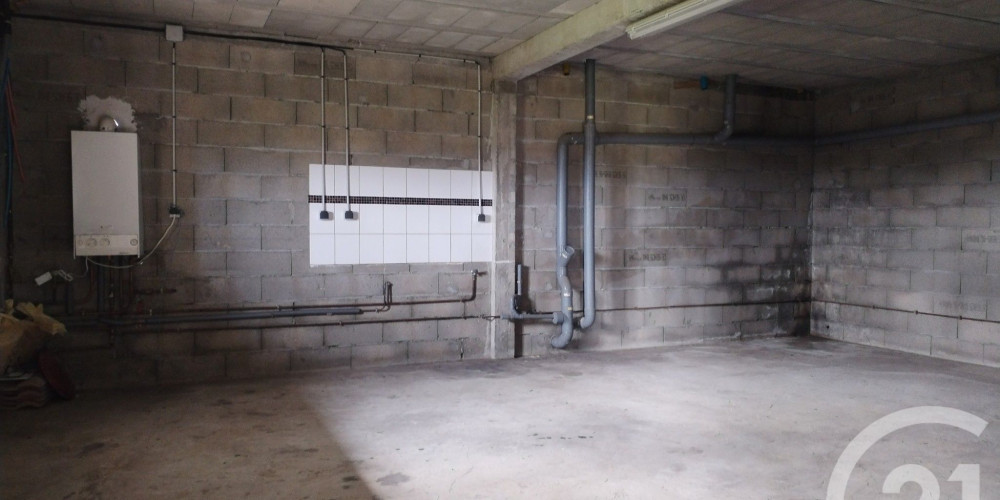 maison à STE CROIX DU MONT (33410)