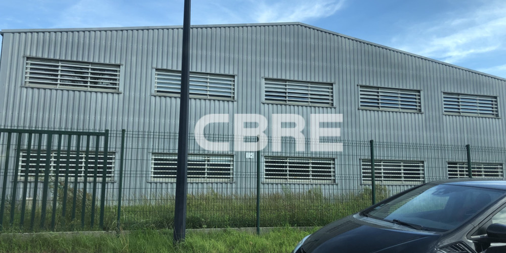 local industriel à BORDEAUX (33100)