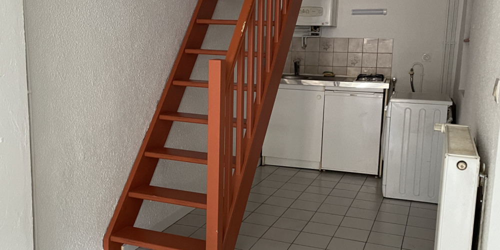 appartement à BORDEAUX (33800)