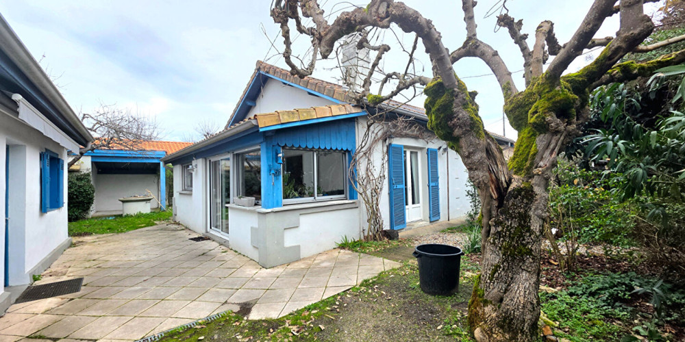 maison à VILLENAVE D ORNON (33140)