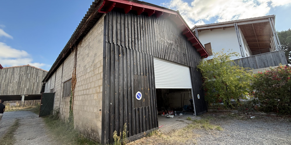 immeuble à MIOS (33380)