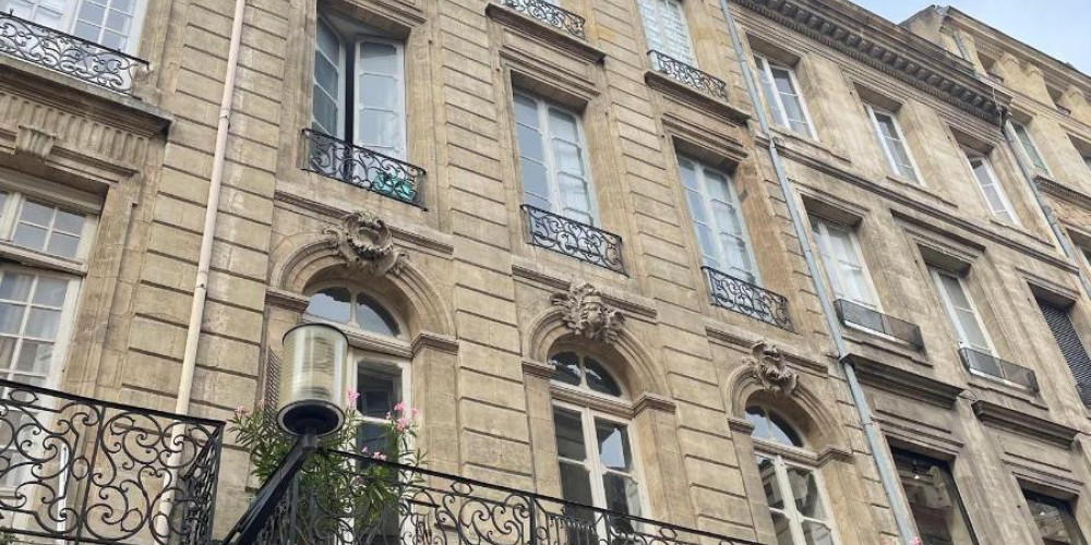 appartement à BORDEAUX (33000)