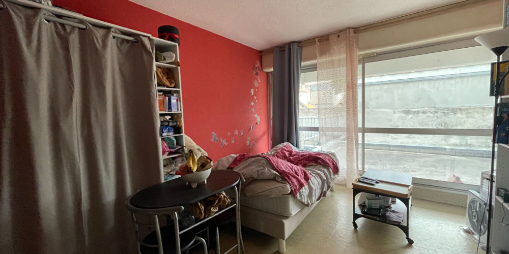 appartement à BORDEAUX (33800)
