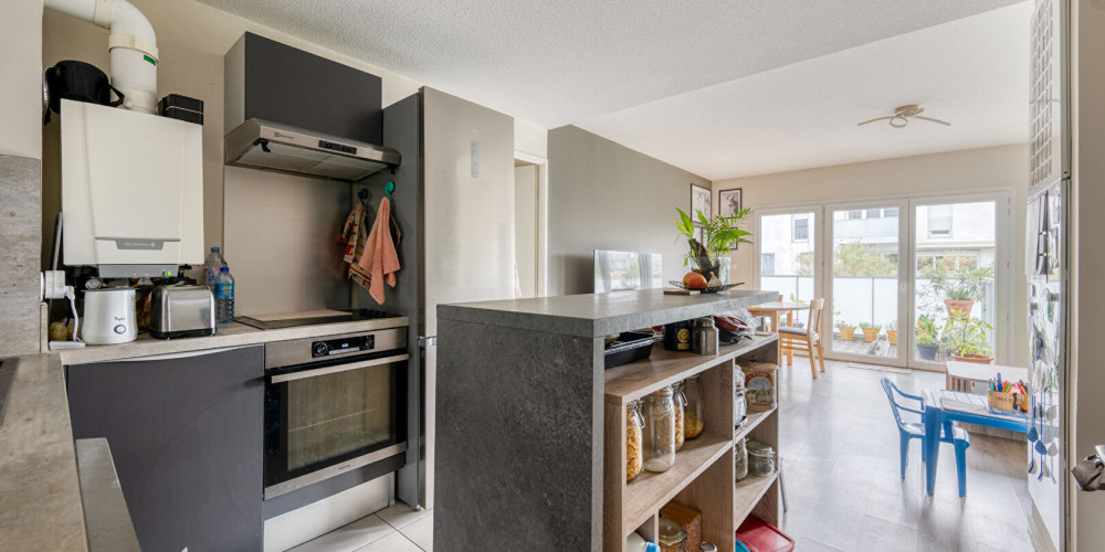 appartement à BORDEAUX (33100)